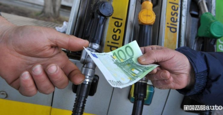 aumento prezzo benzina