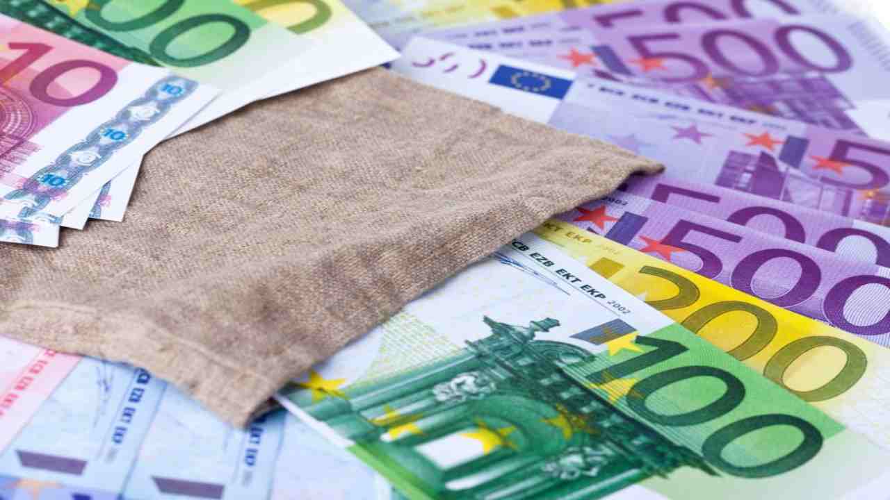 Puoi avere un bonus di 800 euro entro il 28 febbraio, ma non dipende da te