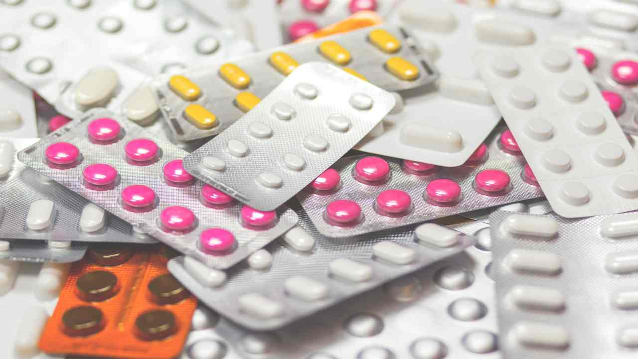 Medicine, la guerra in Ucraina chiederà il conto anche sul prezzo dei farmaci
